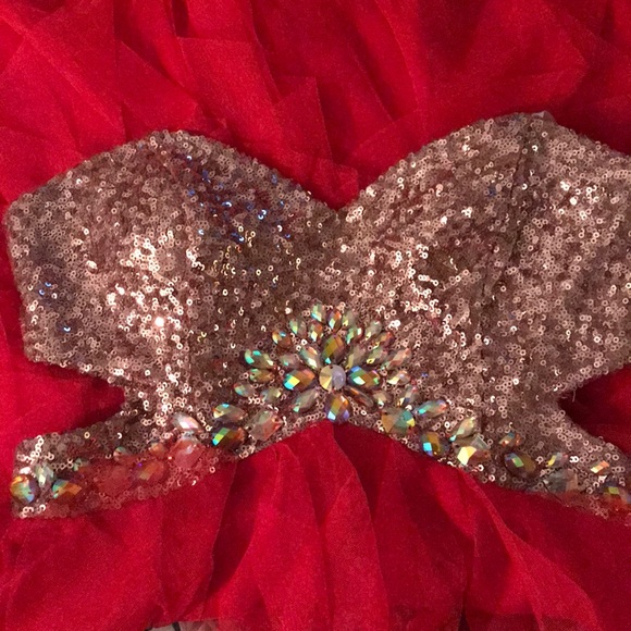 Prom dress - Picture 2 of 3